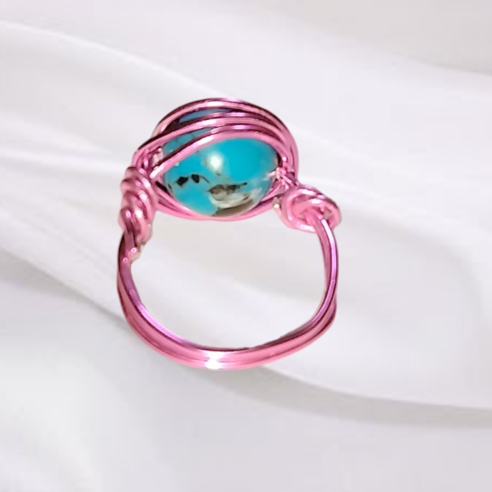 🌲10/$20. Wired Ring w/Blue & Black Reconstituted Turquoise Stone - Picture 6 of 7